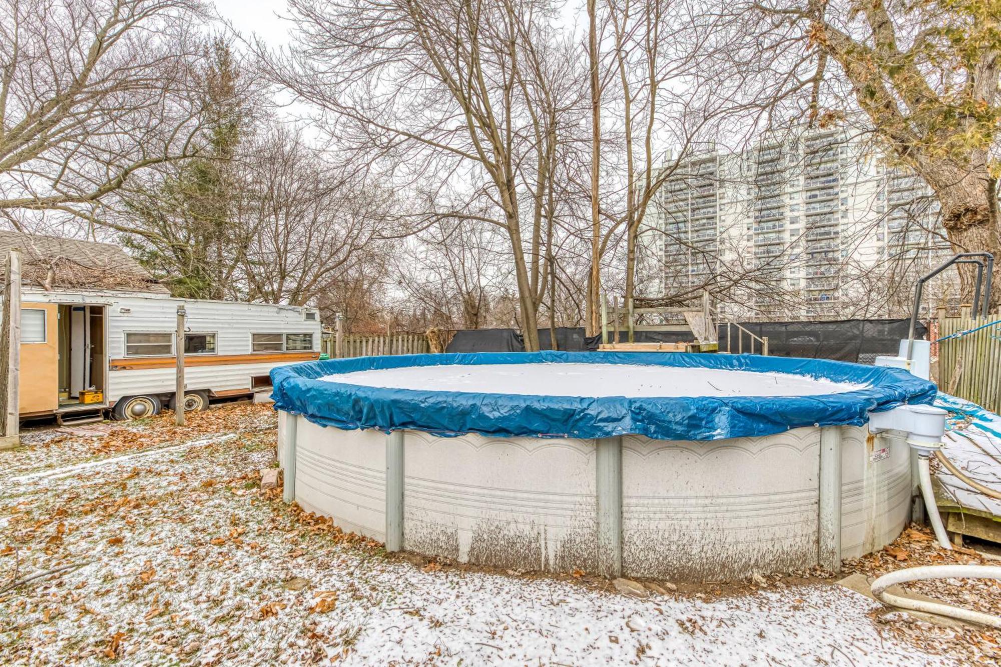 Tranquil Oasis In Lakeview Мисисага Екстериор снимка